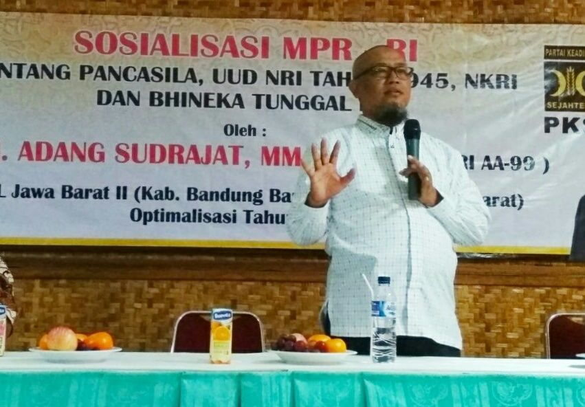 Pilkada jangan Rusak Kerukunan dan Persatuan Pilkada jangan Rusak Kerukunan dan Persatuan