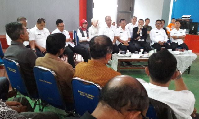 Warga Kembali Berkeluh Kesah Warga Kembali Berkeluh Kesah