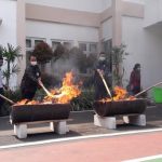 Kejari Musnahkan Barang Terlarang