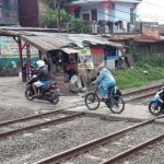 Perlintasan Ilegal Ditutup