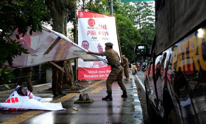 KPU Tentukan Pemasangan APK KPU Tentukan Pemasangan APK