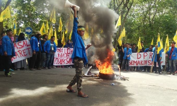 PMII Desak Dewan Tolak MD3 PMII Desak Dewan Tolak MD3