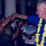 Pelatih Persib Bandung Disambut Sabetan Golok