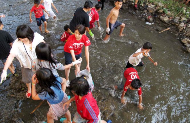 Sampah Kiriman Kembali Menumpuk Sampah Kiriman Kembali Menumpuk