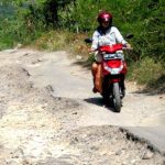 Jalan Inspeksi Butuh Perbaikan Segera
