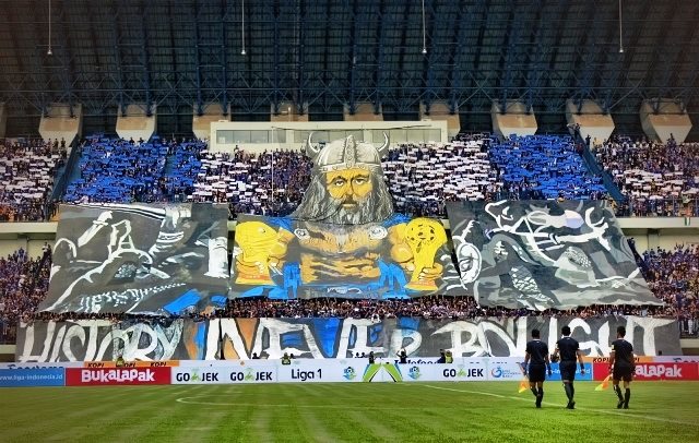 Koreografi 3 Dimensi Pukau Bobotoh Koreografi 3 Dimensi Pukau Bobotoh