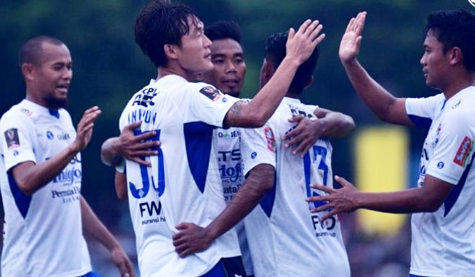 Dicukur Persib, Zaenal Bersyukur