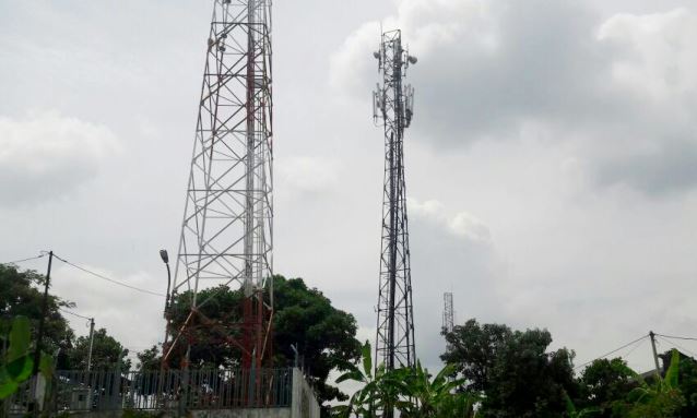 32 Tower Ilegal Berdiri Bebas