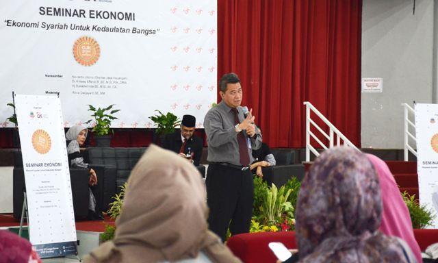 Perbankan Syariah Terus Menggeliat