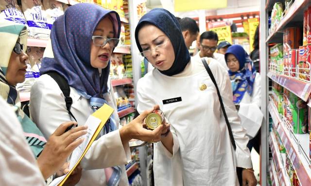 Makarel Cacing Masih Beredar