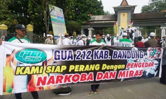 FPI Tuntut Penjual Miras Ditutup