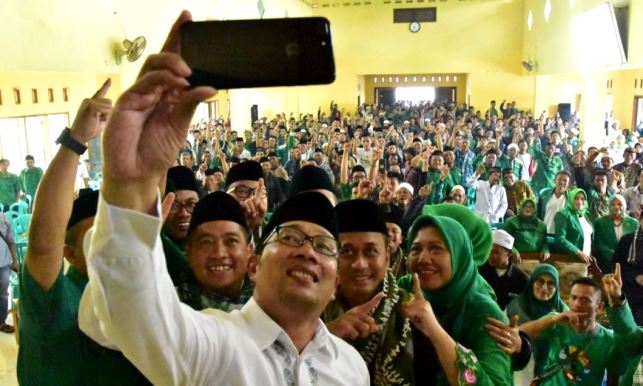 Minta Doa ke Ulama Tasik