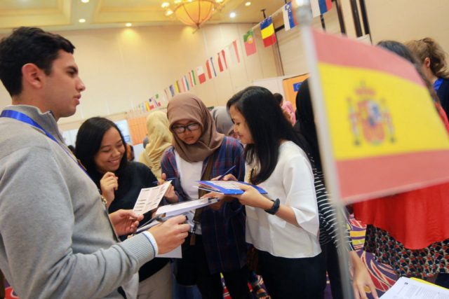 Siapkan 13 Miliar untuk Beasiswa