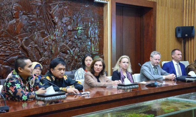 Bantu Tuntaskan Pemasalahan Kota