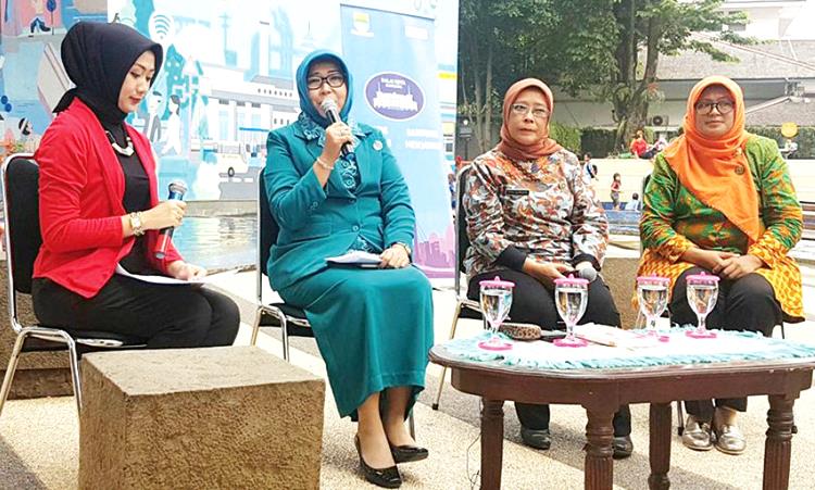 Perempuan Harus Memiliki Wawasan dan Sikap