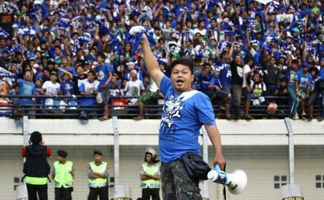 Mencuri Poin di Kandang Macan Mencuri Poin di Kandang Macan