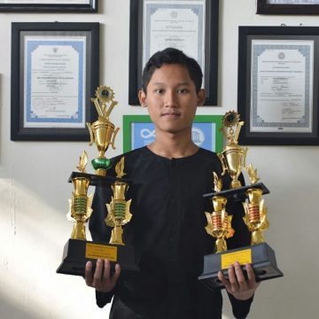 Padukan Prestasi Antara Teknologi dan Religi