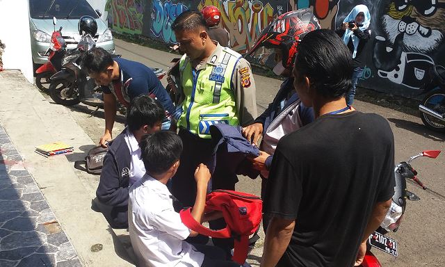 Tak Ada Ampun buat Tawuran Pelajar Tak Ada Ampun buat Tawuran Pelajar