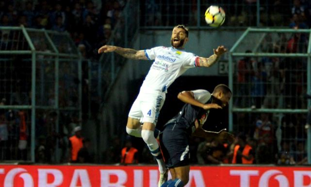 Hadapi Borneo FC, Gomez Siapkan Rotasi Pemain