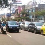 Parkir di Bahu Jalan Sebabkan Macet