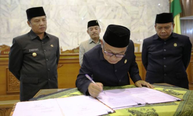 Kinerja DPRD Dorong Raih Prestasi dan Penghargaan kab bdg