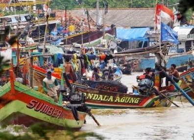 Dua Bulan Bersandar, Nelayan Kembali Melaut Dua Bulan Bersandar, Nelayan Kembali Melaut