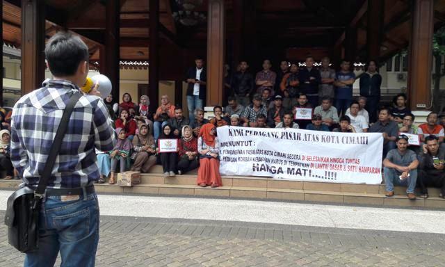 Pedagang PAB Kekeuh Minta Dilantai Dasar