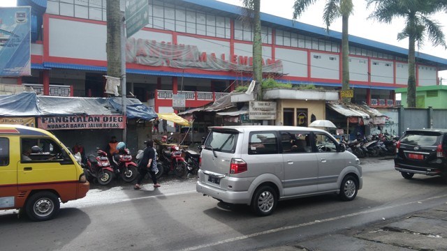 Terminal Pasar Dikeluhkan Warga Terminal Pasar Dikeluhkan Warga