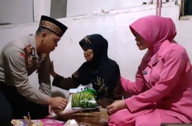 Ajak Dhuafa Buka Bersama