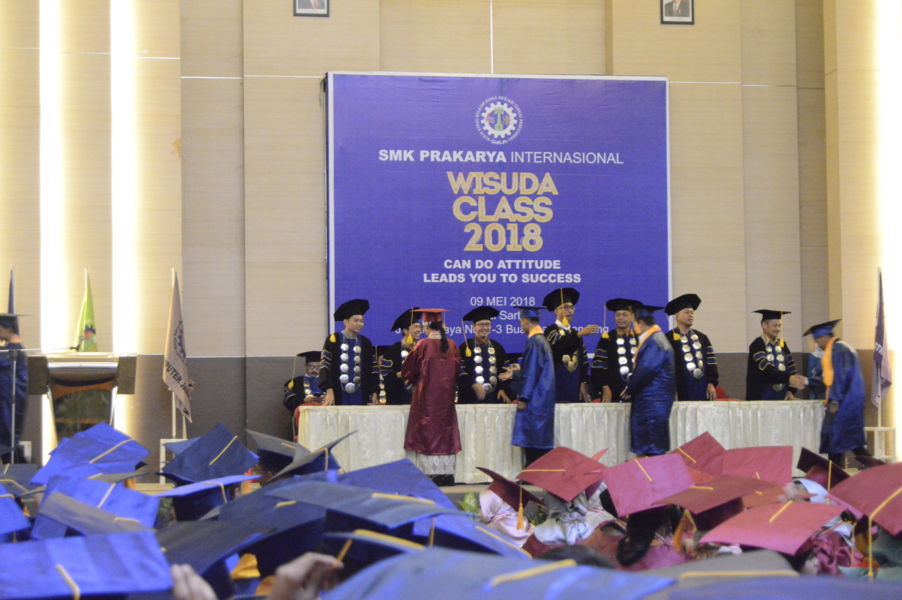 Sambut Hangat Pelaksanaan Wisuda SMK PI