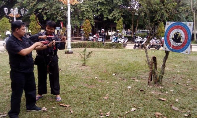 Ngabuburit Sambil Olahraga Panahan