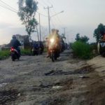 Jalan Rusak Dibiarkan Bertahun-tahun