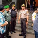 Polda Jabar Pantau Misa di Gereja Katedral
