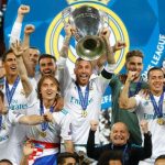 Dua Lipa Bikin Hangat Suasana