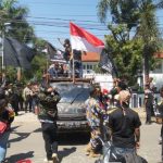 Ratusan Massa Geruduk PN Bale Bandung