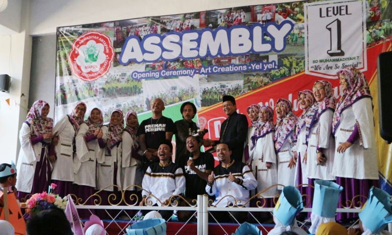 Menjaga Bumi dan Melestarikan Budaya di Zaman Milenial Menjaga Bumi dan Melestarikan Budaya di Zaman Milenial
