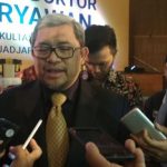 Aher Raih Gelar Doktor dengan Nilai Cum Laude