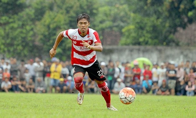 Talenta Lokal Lebih Bersinar Talenta Lokal Lebih Bersinar