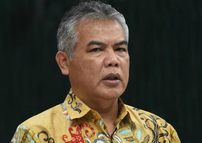 Guru Disrupsi: Sebuah Pergeseran Peran Guru Disrupsi: Sebuah Pergeseran Peran