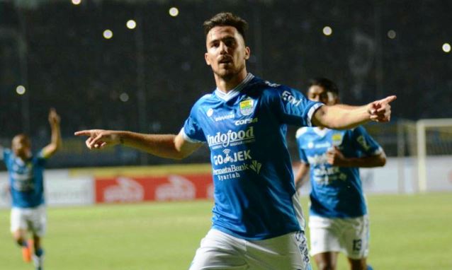 Gaya Memancing Joni Sedot Perhatian Para Netizen