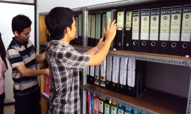 Lakukan Penataan Arsip dengan Baik
