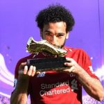 Mohamed Salah Raih Trofi Sepatu Emas Liga Inggris