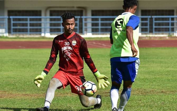 Kiper Persib Dipanggil Timnas