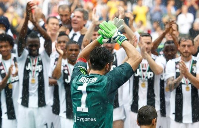 Juventus Raih Hasil Sempurna di Laga Perpisahan Buffon Juventus Raih Hasil Sempurna di Laga Perpisahan Buffon