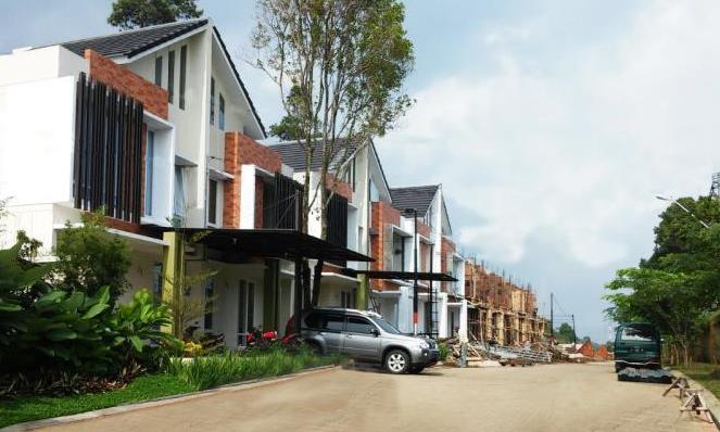 Kolmas Banyak Rumah Mewah