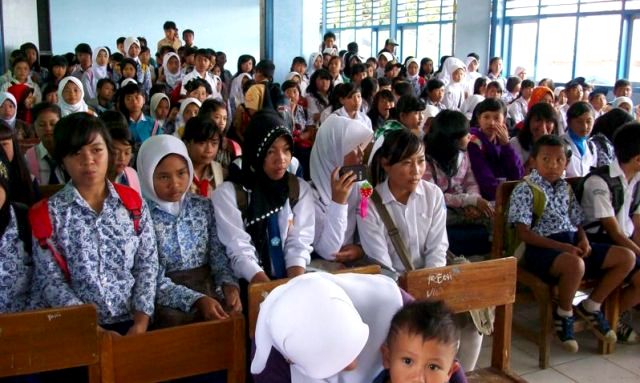 Keberadaan SMP Masih Timpang