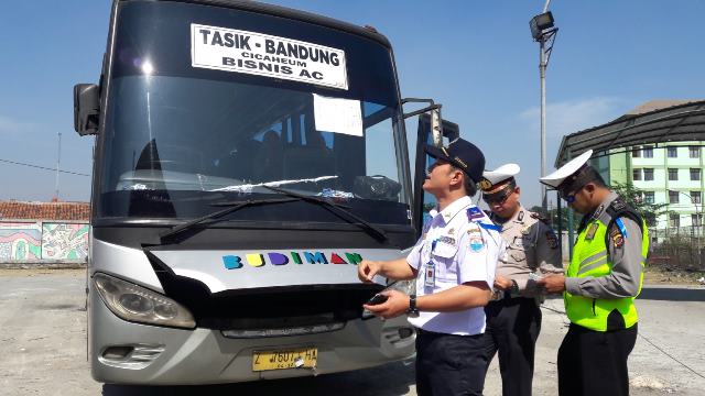 Bus Tidak Layak Jalan Jangan Beroperasi