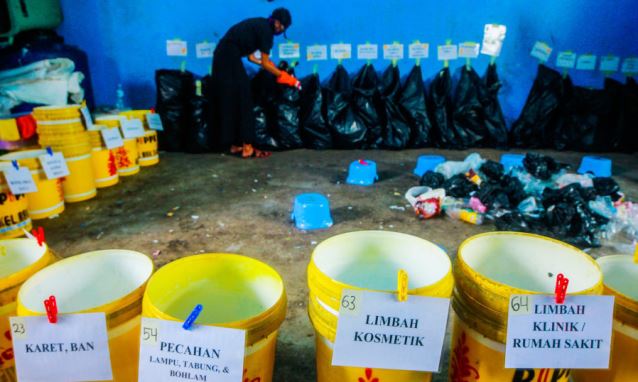 Sampah Numpuk di Kecamatan Margahayu