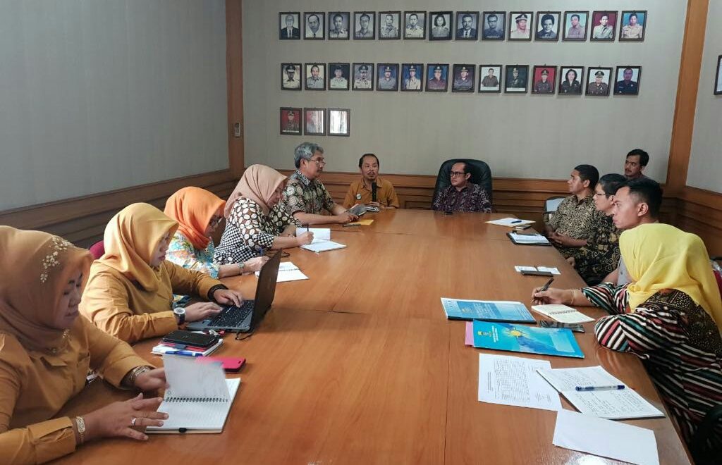 Kejaksaan Negeri Bandung Siap Kawal Kepatuhan Badan Usaha BPJS Kesehatan Cabang Bandung menggelar Forum Koordinasi Pengawasan dan Pemeriksaan Kepatuhan Semester I Tahun 2018