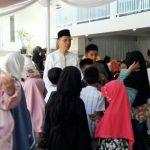 Gelar Open House, Wali Kota Cimahi Bagikan Angpau